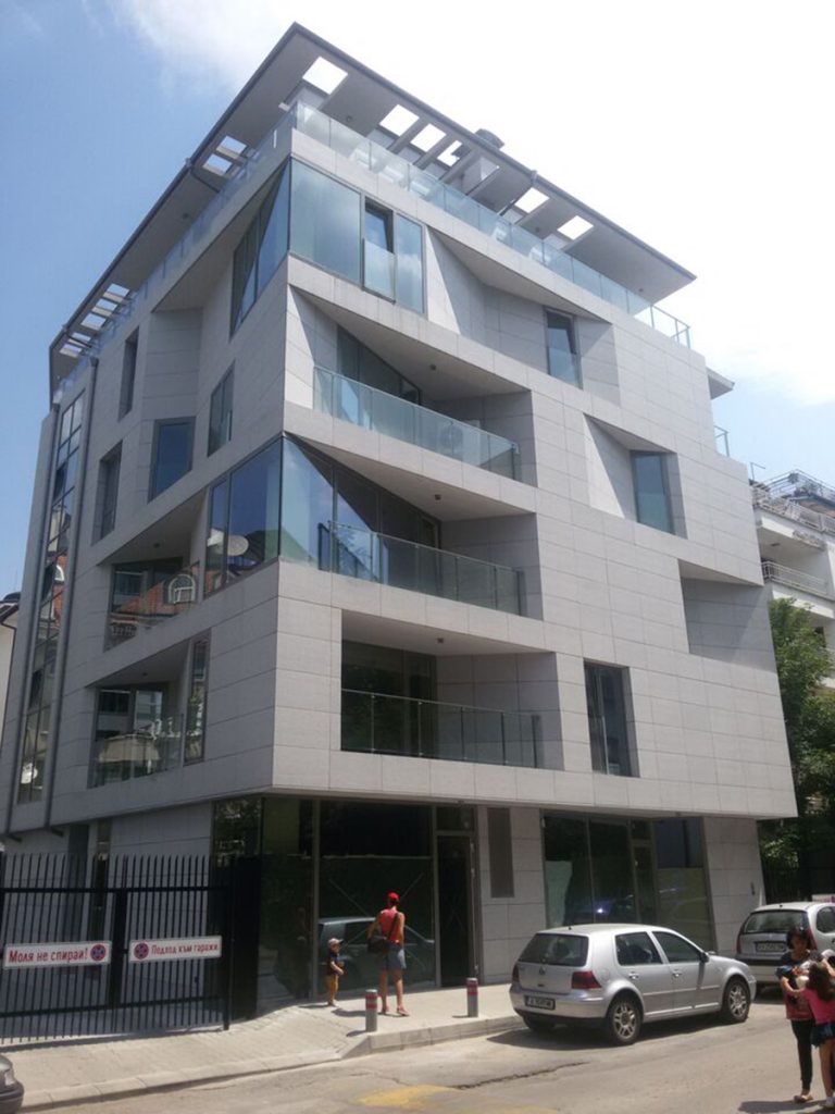 13155 Люботрън (4)